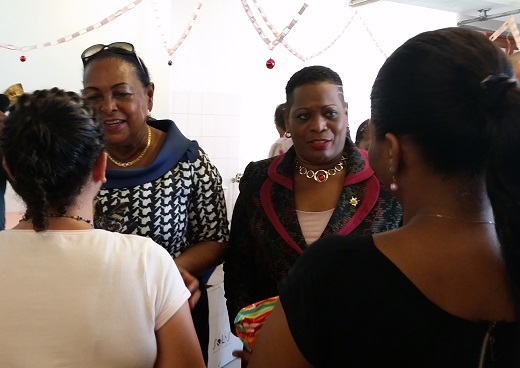 Josette Borel-Lincertin et Victoire Jasmin à la rencontre de détenues