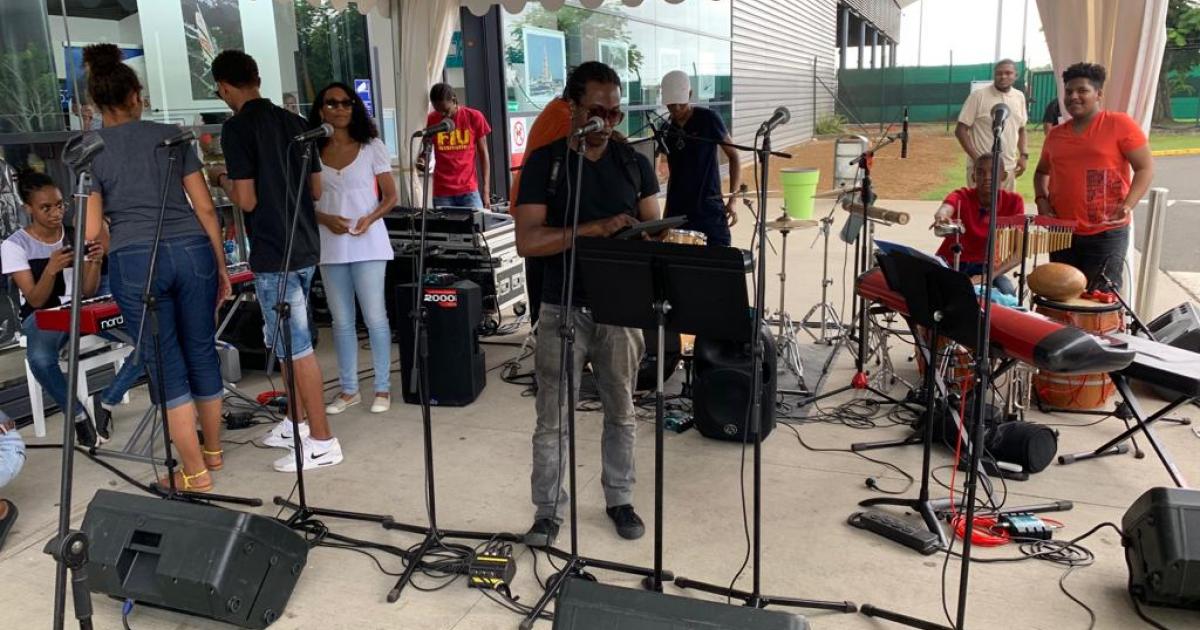 L'aéroport Guadeloupe Pôle Caraïbe fête la musique