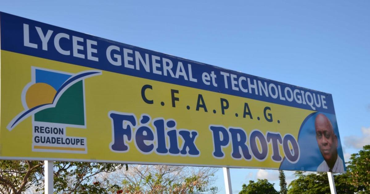 Une rentrée sans manuels scolaires dans les lycées !