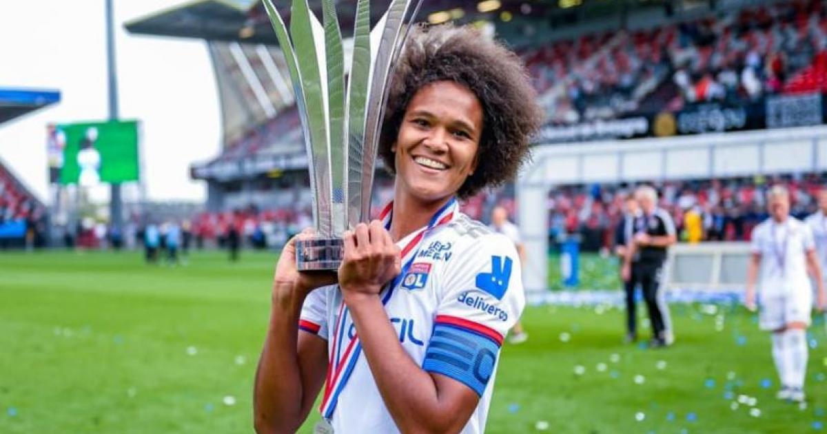     





Wendie Renard fait partie des 40 femmes Forbes de l'année 2021




