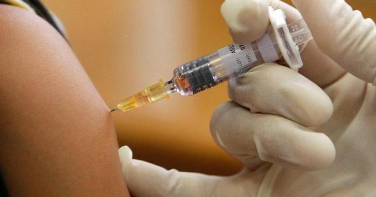 Campagne de vaccination contre les infections à papillomavirus dans les collèges