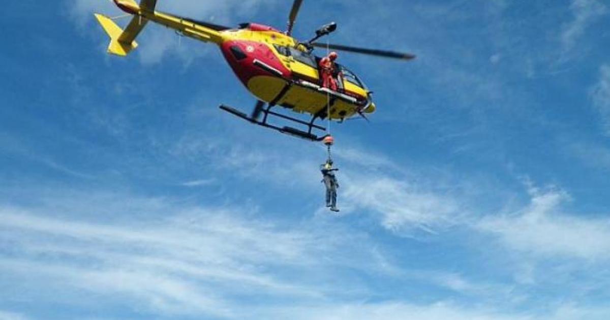 Deux couples et un chien surpris par la montée des eaux à Petit-Bourg