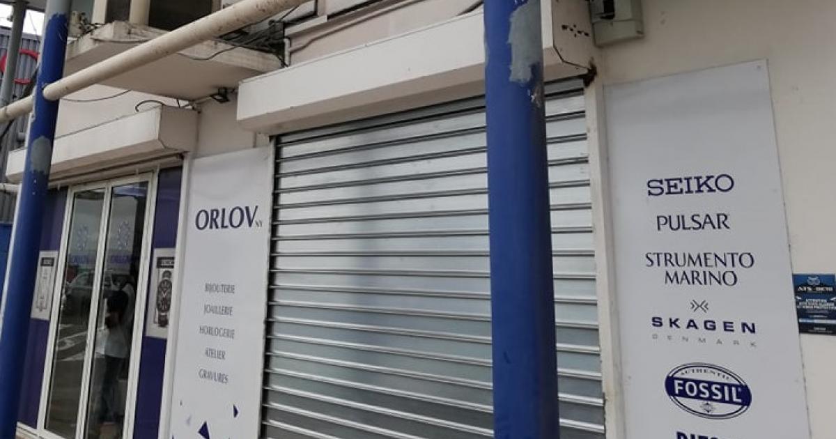 Victime d'une cinquième attaque : la bijouterie Orlov de Jarry ferme