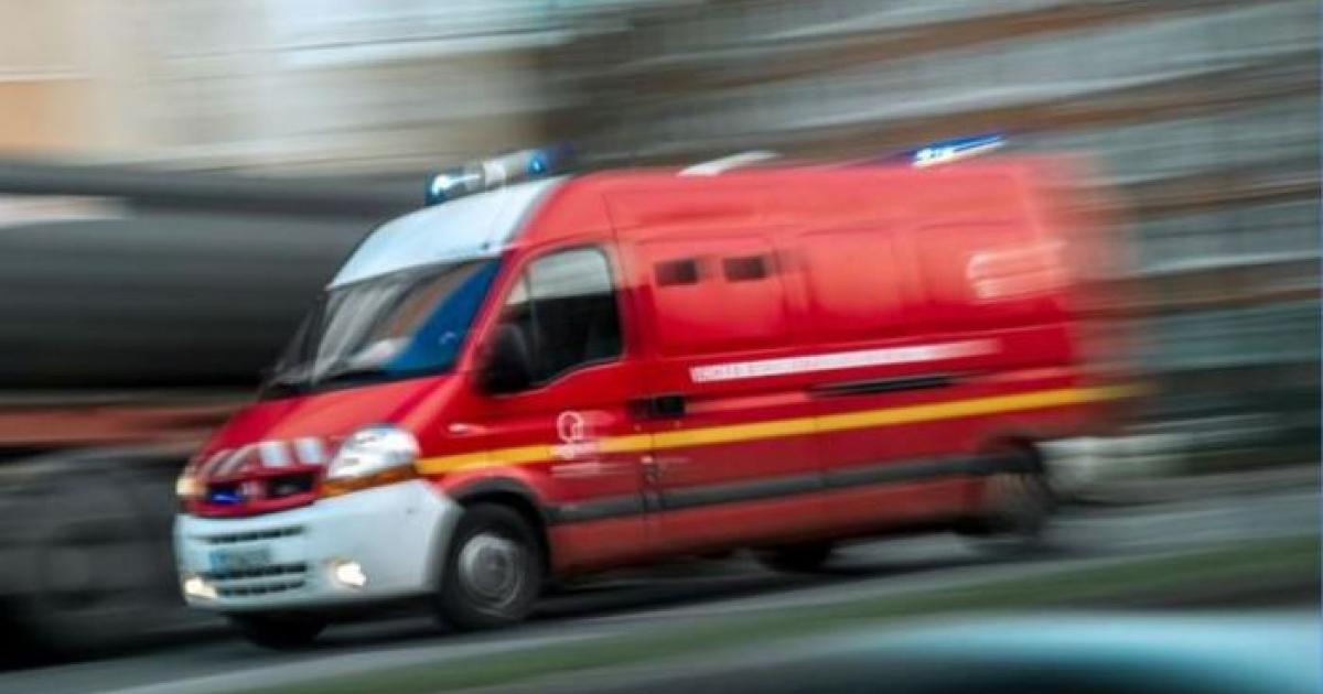     





Deux accidents sur la route : un choc frontal et une collision entre une moto et un poids lourd




