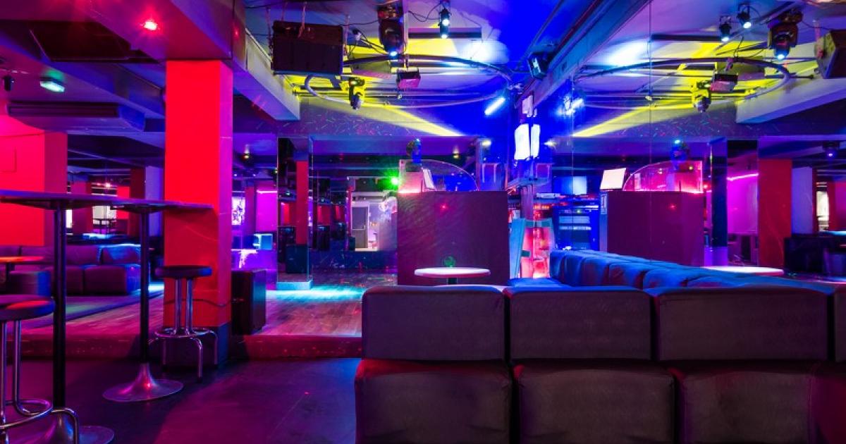     





Les établissements de nuit et soirées festives sous surveillance 




