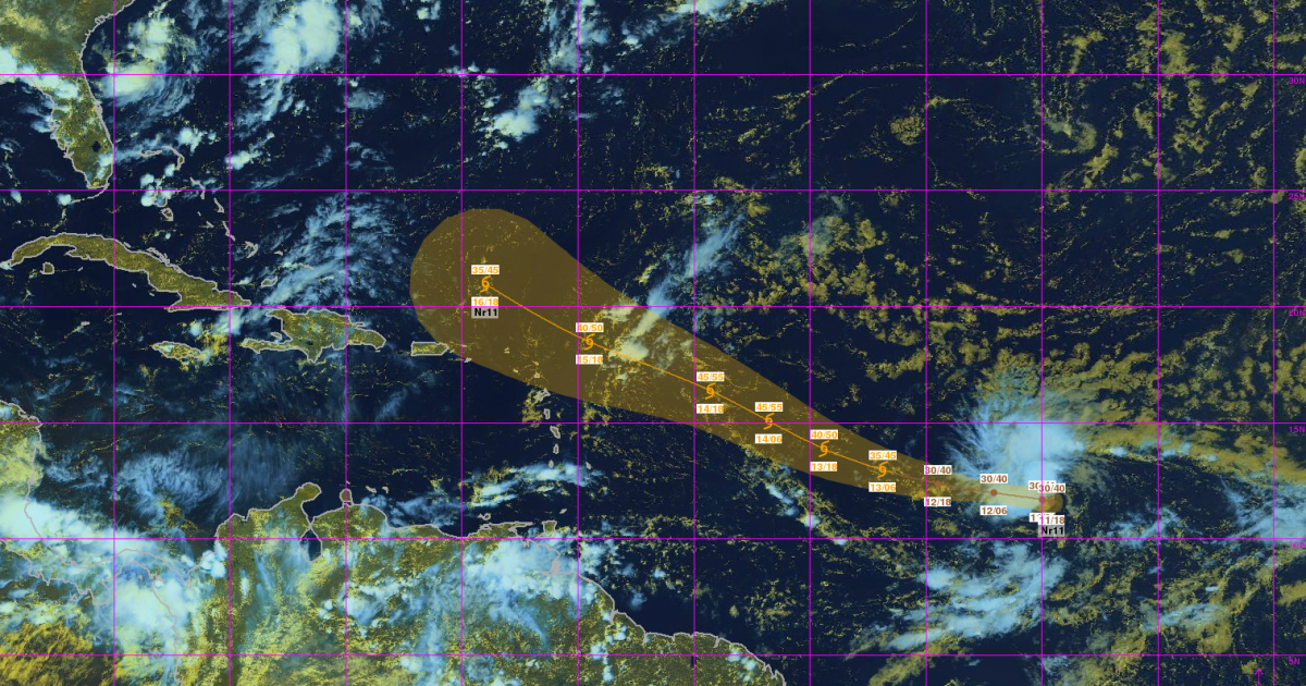 Formation de la dépression tropicale n°11