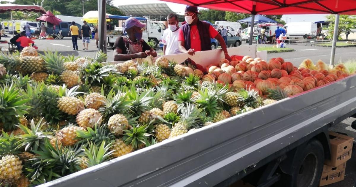 Un contrôle sanitaire sur le marché de Gourdeliane