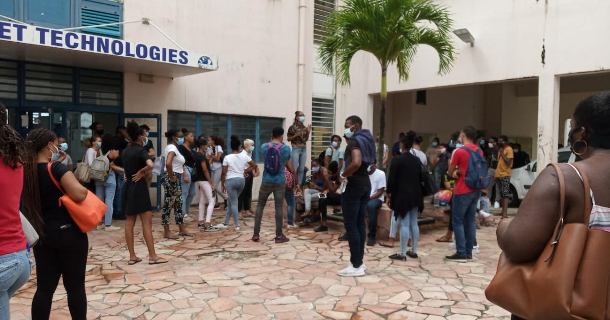 Les cours reprendront lundi pour les étudiants du pôle scientifique