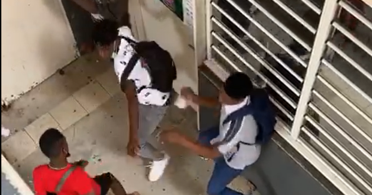 Guyane : agression au coutelas dans un lycée de Mana