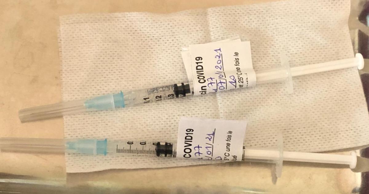 COVID : la campagne de vaccination débute à la Dominique