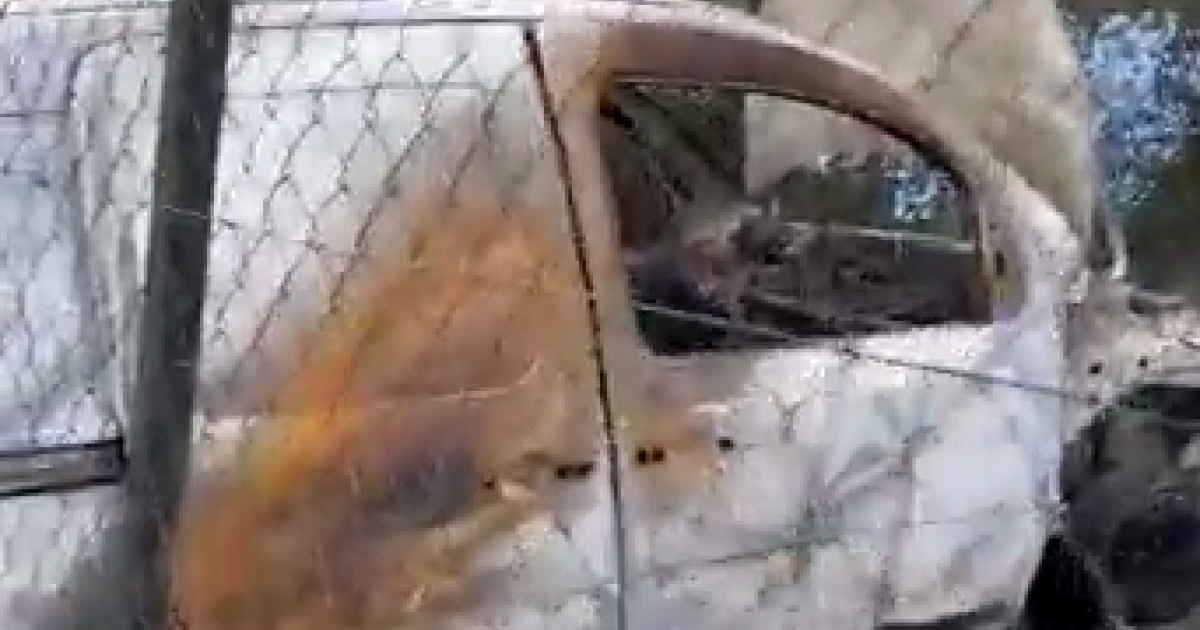 Trois-Ilets : cinq véhicules de La Poste incendiés