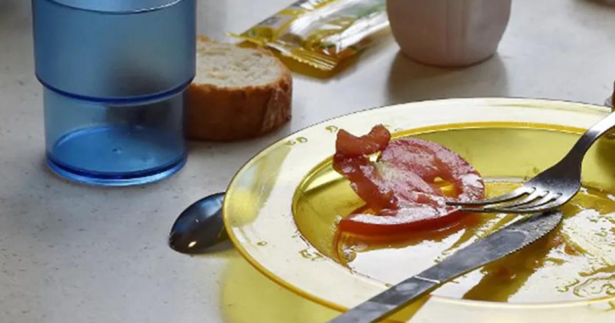     





Cantine : une purée de patate douce qui ne passe pas




