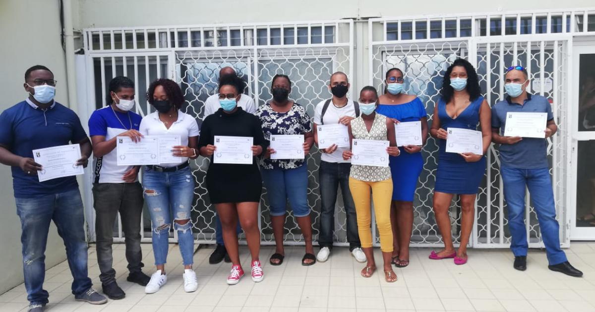 Les premiers moniteurs d'auto-écoles diplômés au CFA Cé Cédille du Lamentin