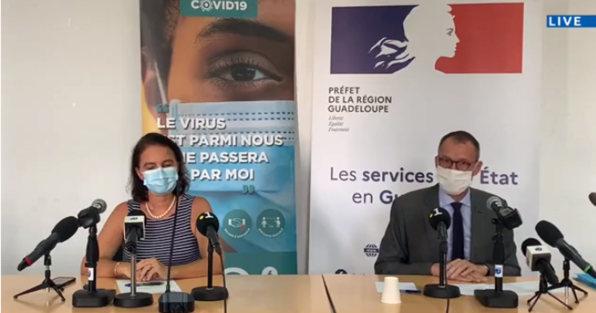     





[LIVE] Covid-19 : suivez le point sur la situation sanitaire en Guadeloupe du préfet et la directrice de l'ARS




