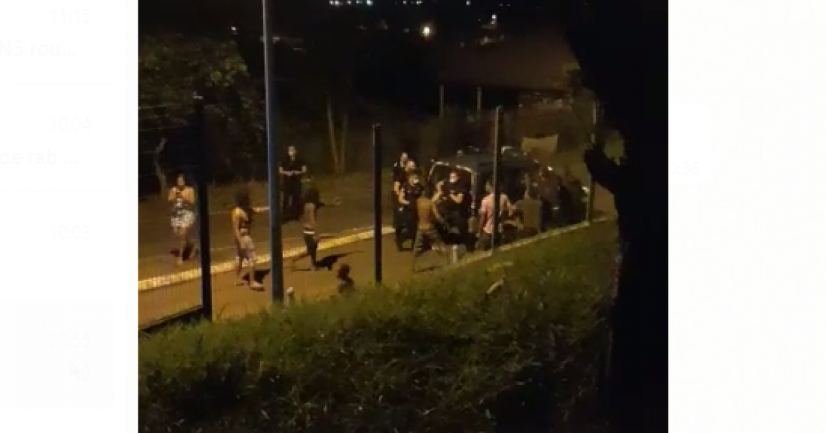     





[VIDEO] Echauffourées avec les forces de l'ordre au Robert hier soir





