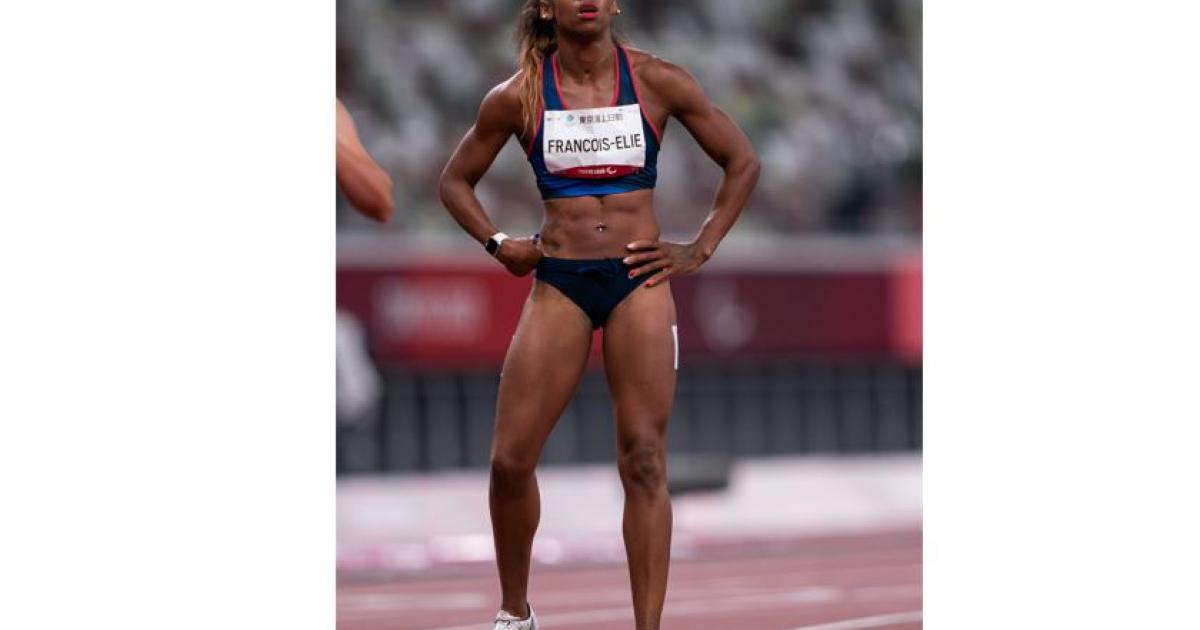     





Mandy François Elie en finale du 100 mètres olympique à Tokyo




