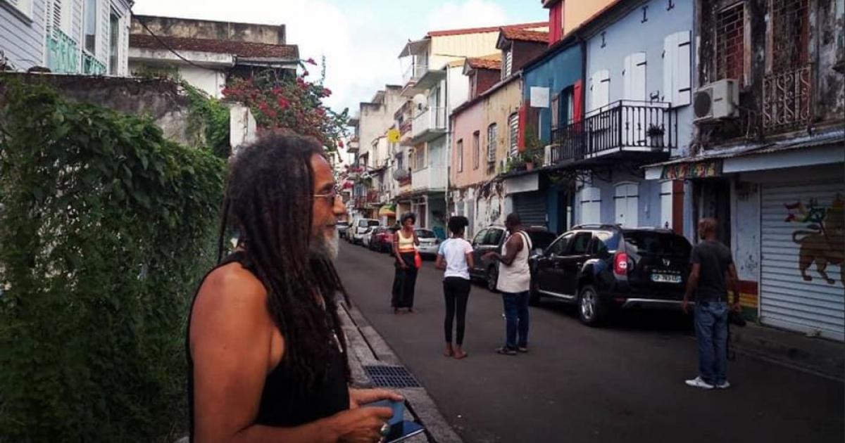     





[AUDIO] La rue Perrinon à Fort-de-France au cœur d'un documentaire en cours de tournage




