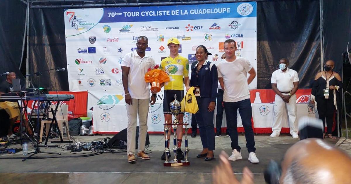     





Impressionnant de constance, Stéfan Bennett remporte le Tour de la Guadeloupe 2021




