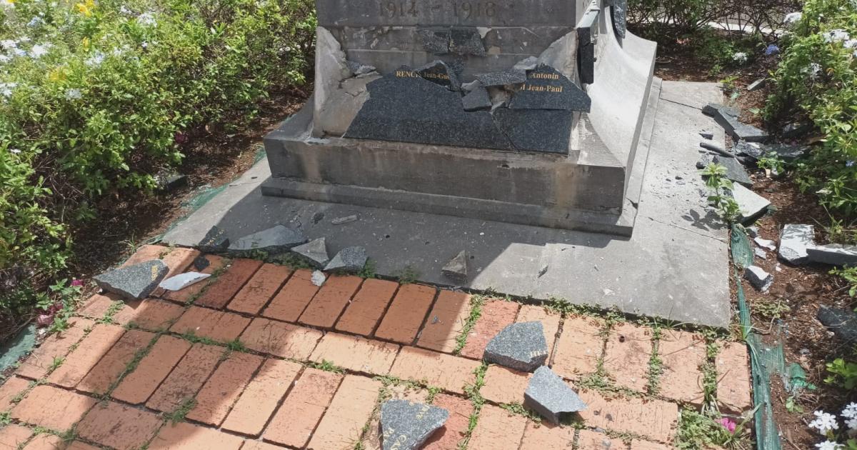 Le monument aux Morts des Trois-Îlets a lui aussi été vandalisé