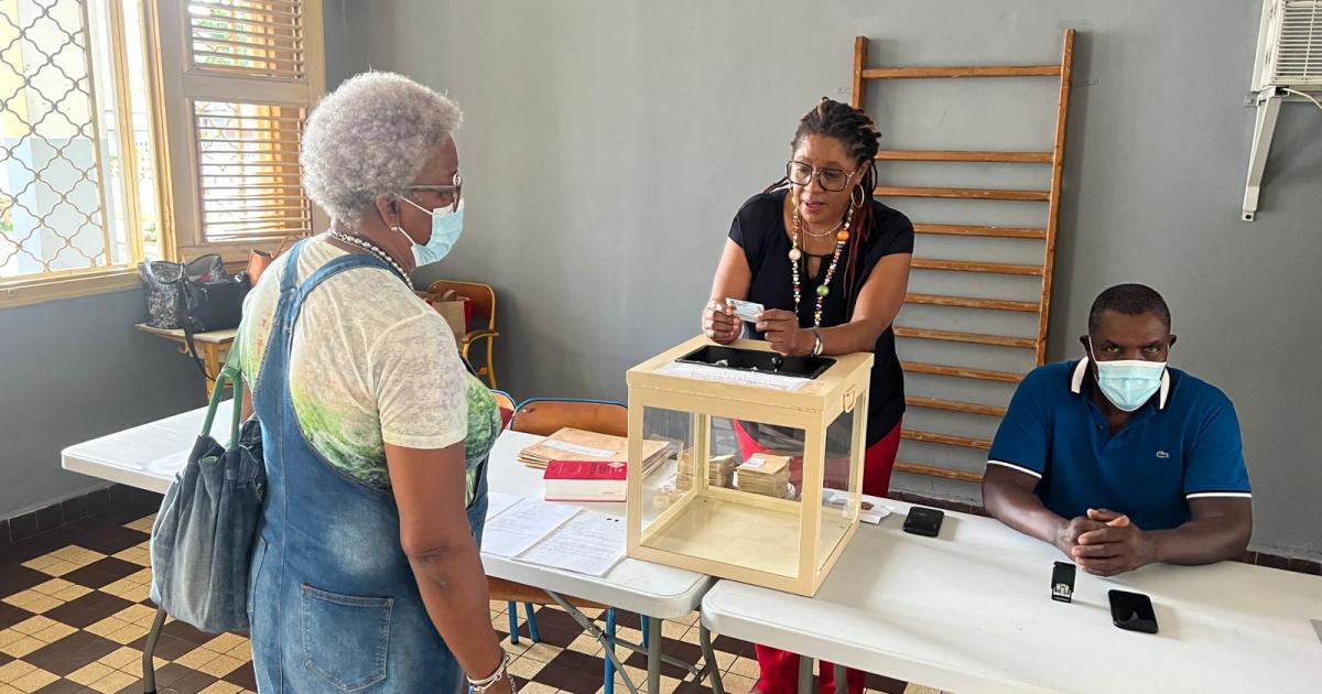 Législatives : les bureaux de Guadeloupe seront ouverts jusqu’à 19h