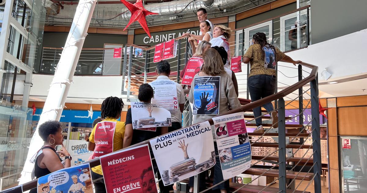     





La mobilisation des médecins généralistes "massivement suivie à la Martinique"




