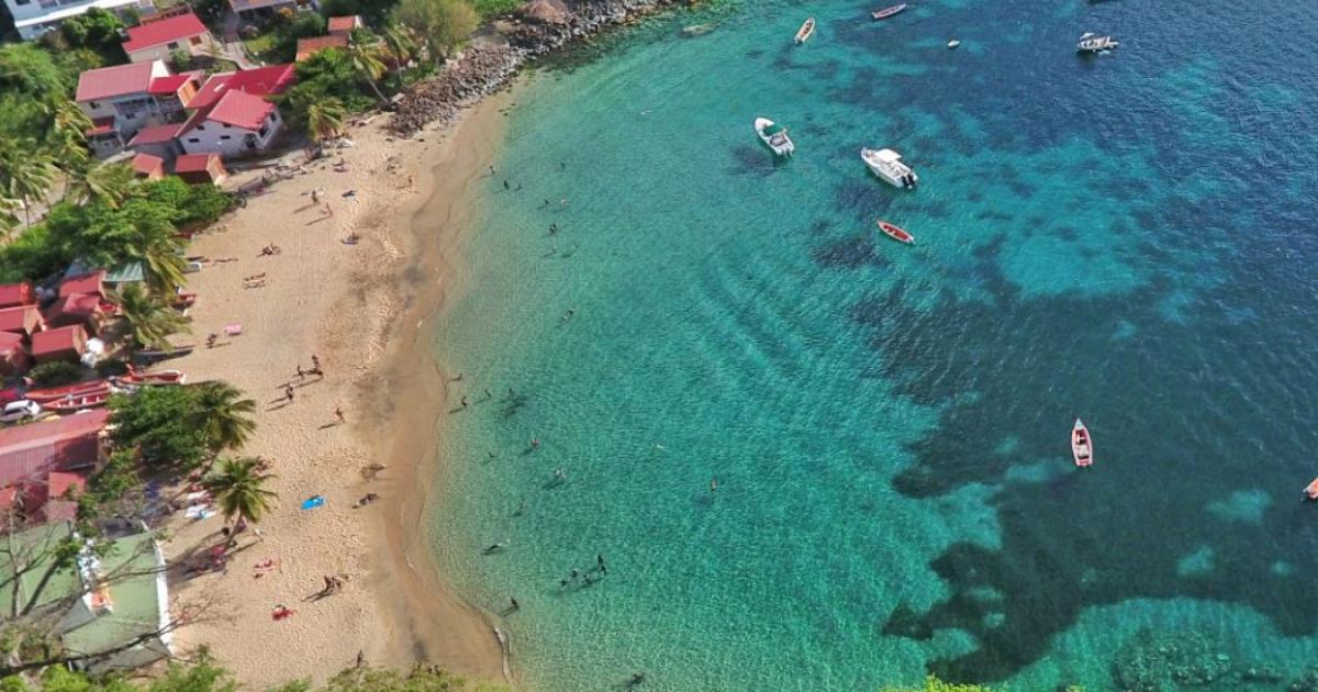     





La baignade interdite à l’Anse Noire et à l’Anse Dufour




