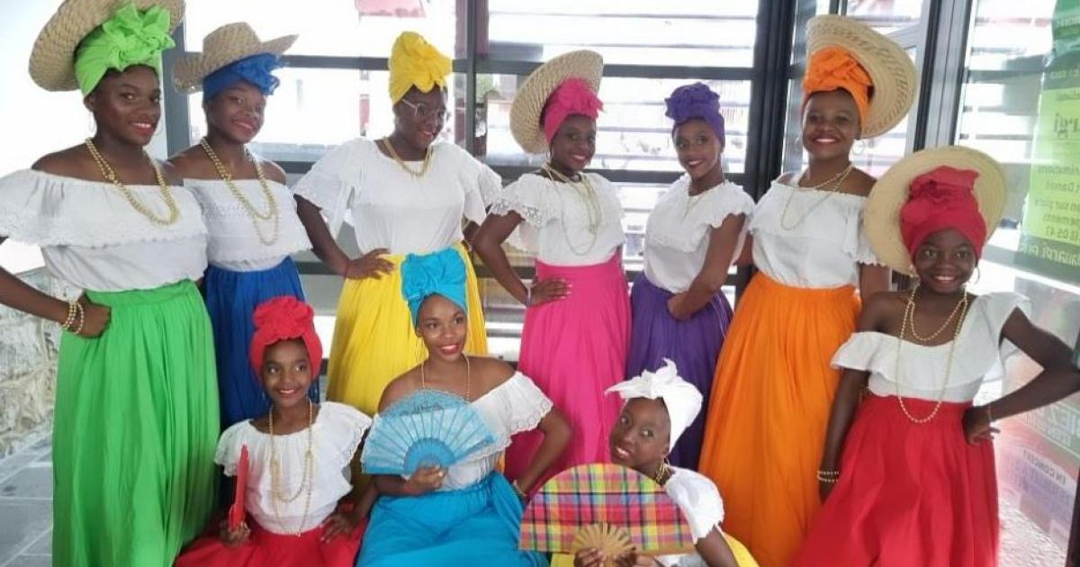     





Les ballets K'mrod invités au festival international de folklore à Espelette 




