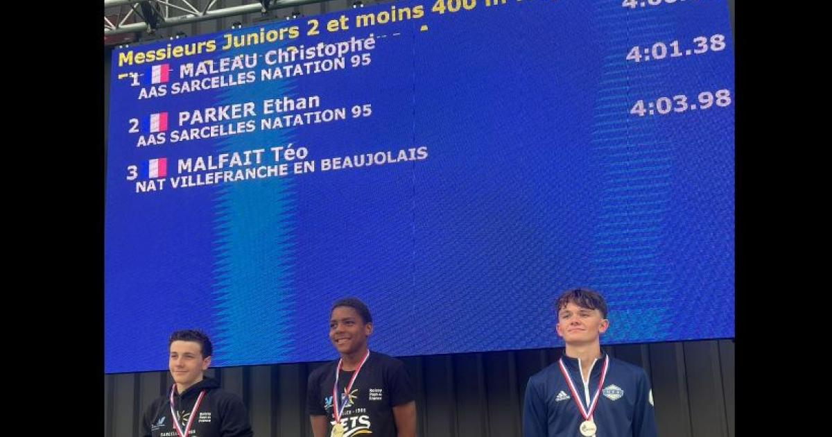     





Christophe Maleau est champion de France du 400 mètres nage libre (juniors 2)




