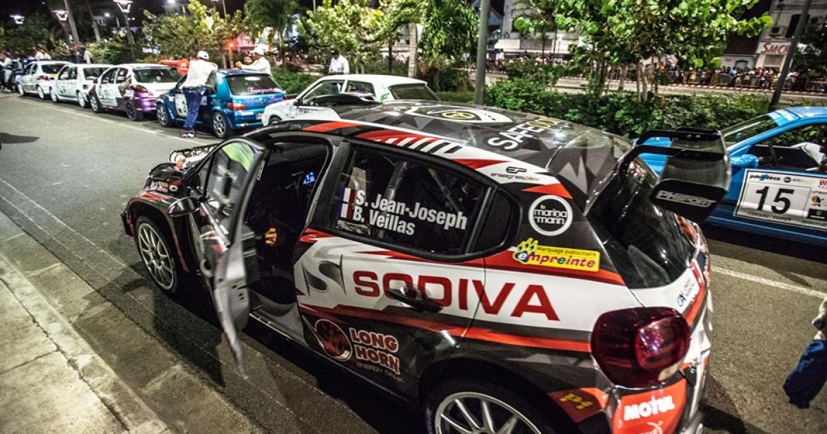 Martinique Rallye Tour : un grand show nocturne des pilotes à Fort-de-France