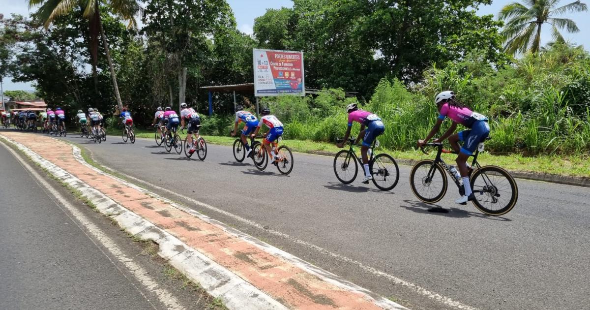 4ème étape du Tour cycliste de Martinique : un tour dans les terres entre Le Robert et Sainte-Marie