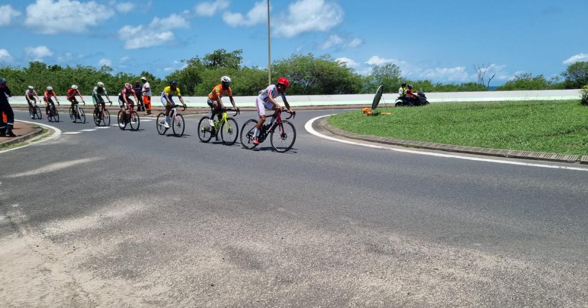     





[⭕️Direct vidéo?‍♂️] Suivez la huitième étape (1er tronçon) du tour cycliste de Martinique 2023




