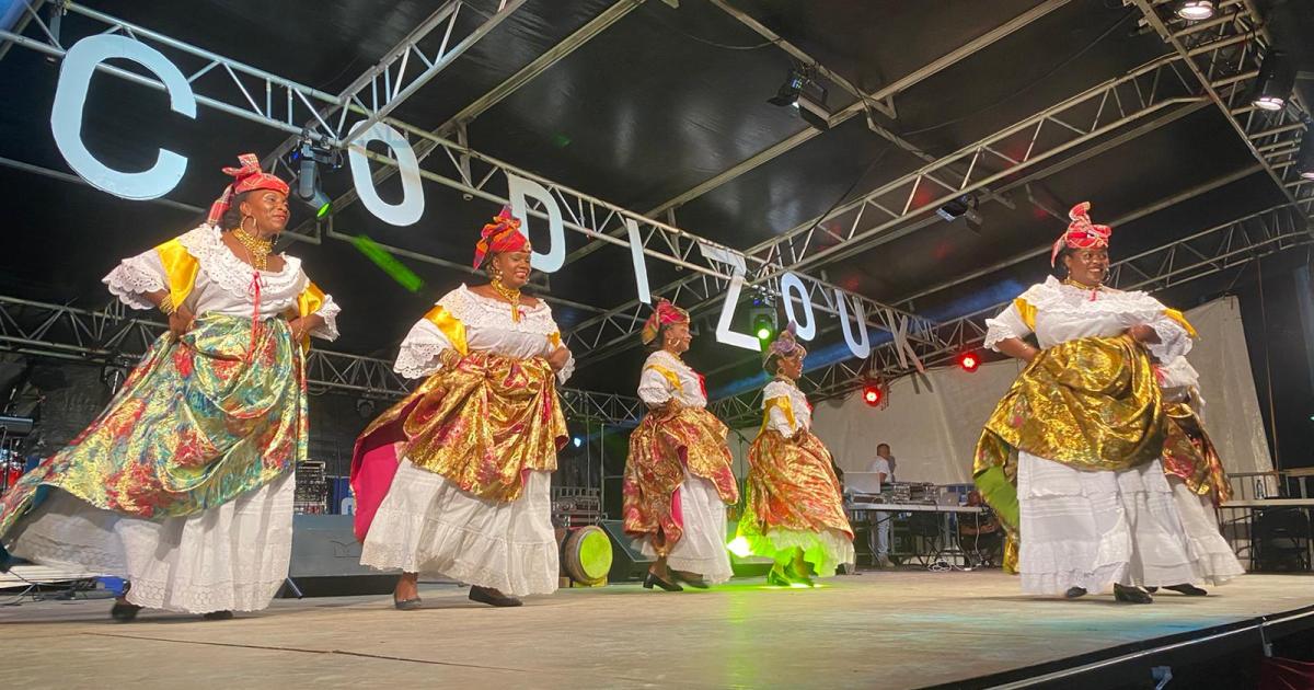     





[En images] Retour sur la grande finale du Codi-Zouk




