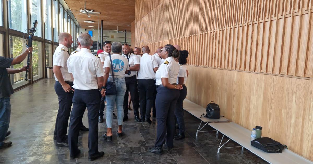 Air Antilles : la décision du tribunal attendue à 16 h, mouvement de grève suspendu
