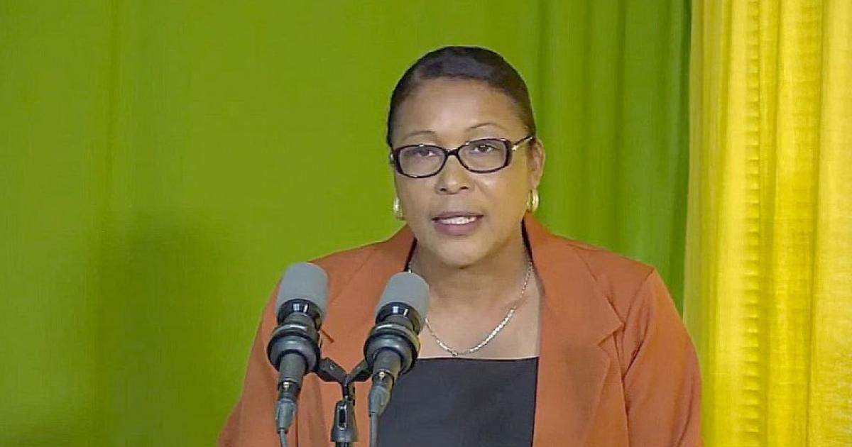 Sylvanie Burton, une femme d'origine Kalinago à la tête de l’île de la Dominique