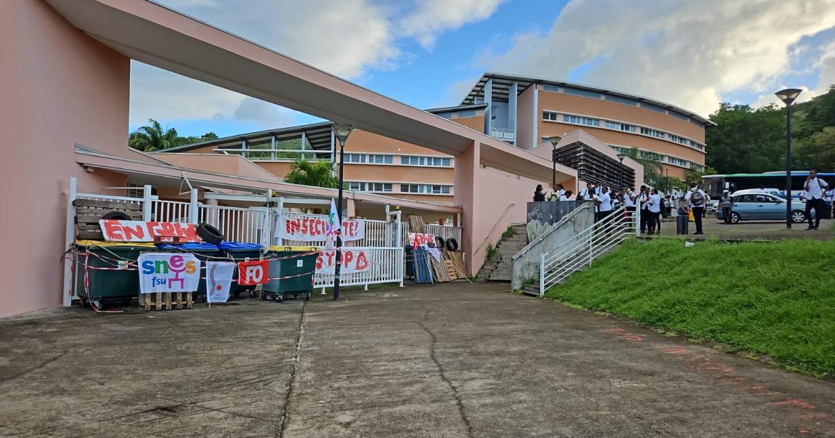 Les accès au Lycée Nord Caraïbe à Bellefontaine bloqués ce lundi