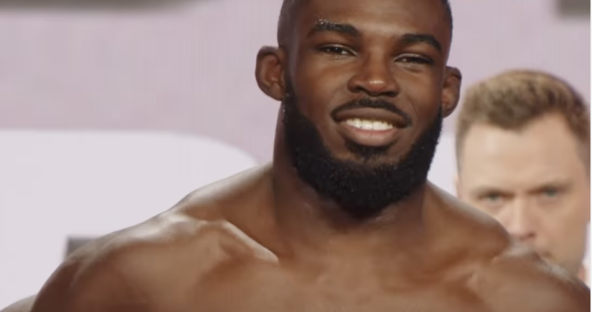     





[EXCLUSIF] Jordan Zebo, combattant MMA : « prouver que je peux aller au-delà »  




