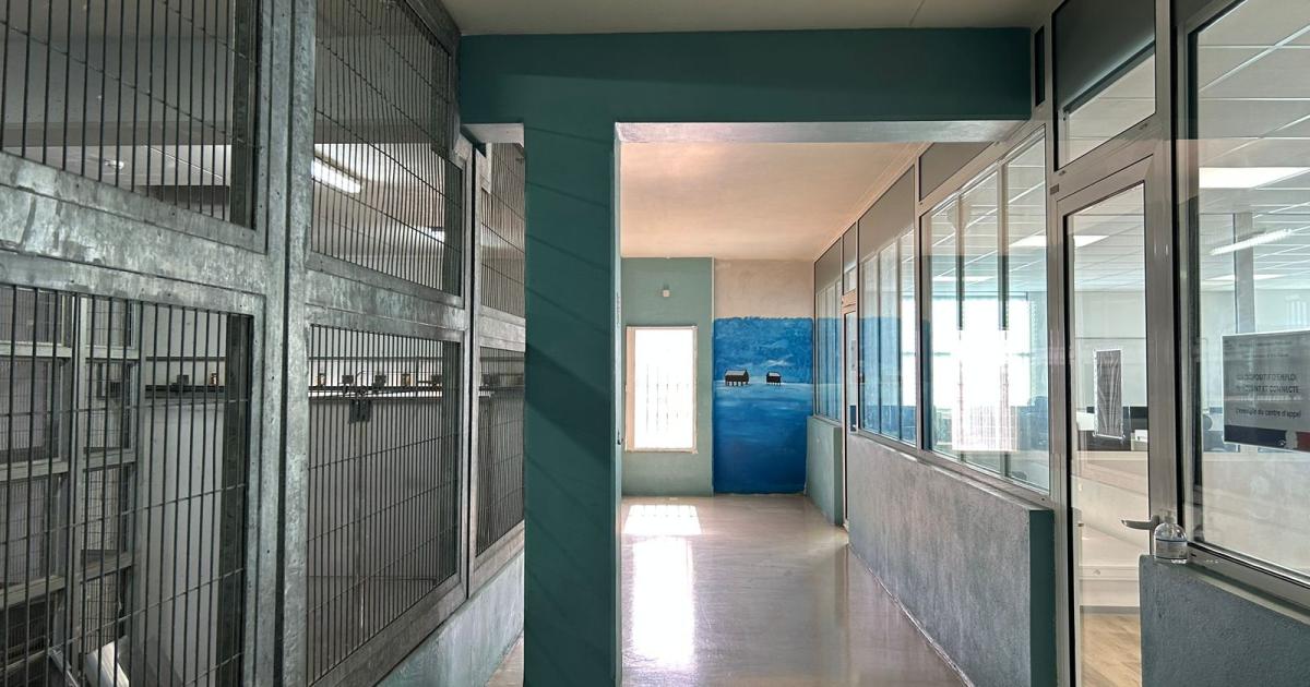 Un surveillant pénitentiaire ébouillanté par un détenu