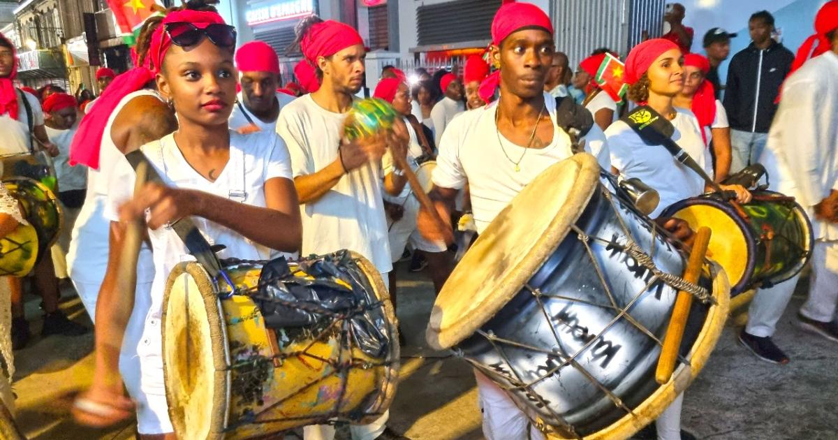 Voukoum : De jour comme de nuit… On sel balan !