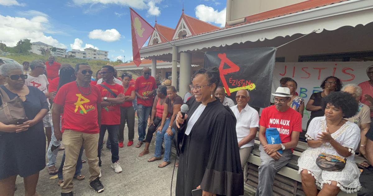     





Les six agents du CHU de Martinique contestent leur radiation devant le Tribunal Administratif 




