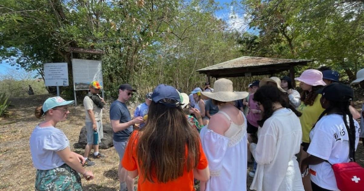 Des élèves du Havre sur les traces normandes en Martinique