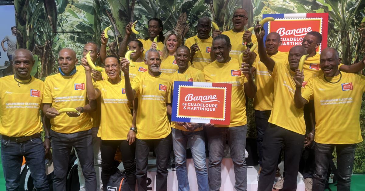 Des producteurs de bananes des Antilles au départ du marathon de Paris