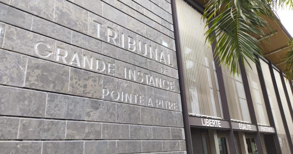 Jugé pour violences conjugales et atteintes sexuelles sur mineure