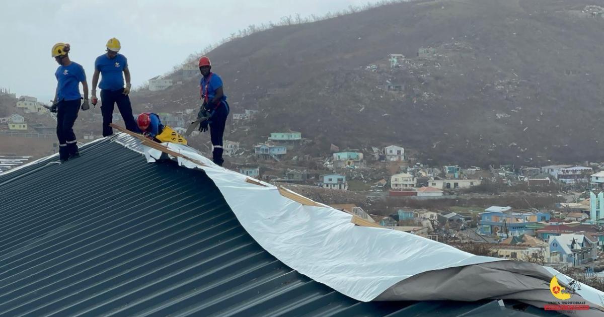 Des pompiers de Martinique en mission à Union après le passage de Béryl