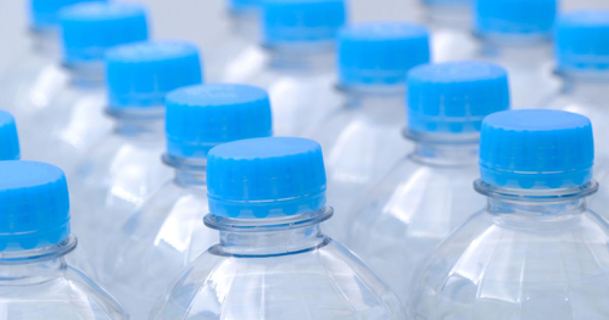 Manque d’eau au Gosier, distribution de bonbonnes à la population
