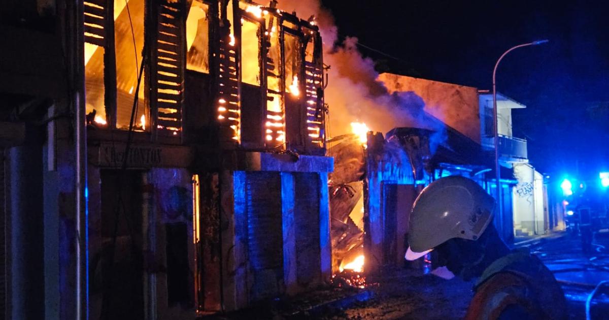 Quatre maisons détruites par un incendie dans la nuit à Basse-Terre