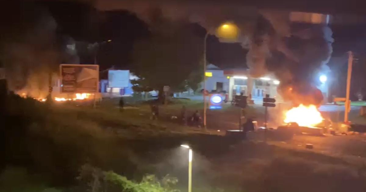 Tensions à Sainte-Rose : de nouveaux barrages érigés dans plusieurs quartiers