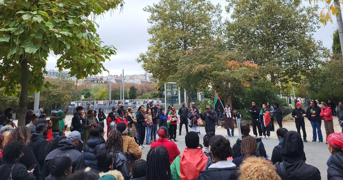 Rassemblement à Paris en soutien à la mobilisation contre la vie chère en Martinique