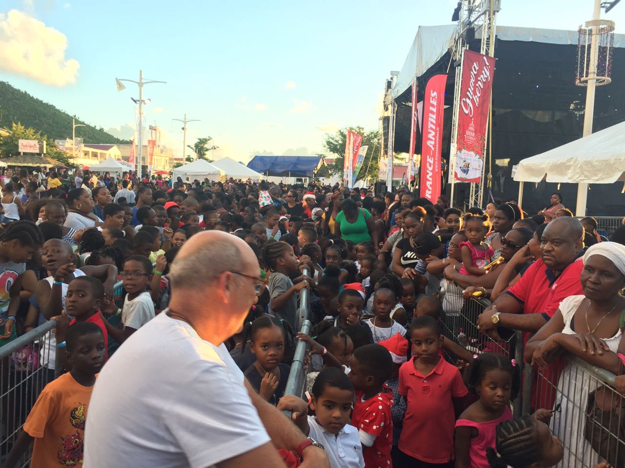 Cadeaux enfants Saint-Martin