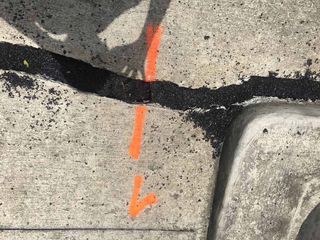 Fissures sur la RN9