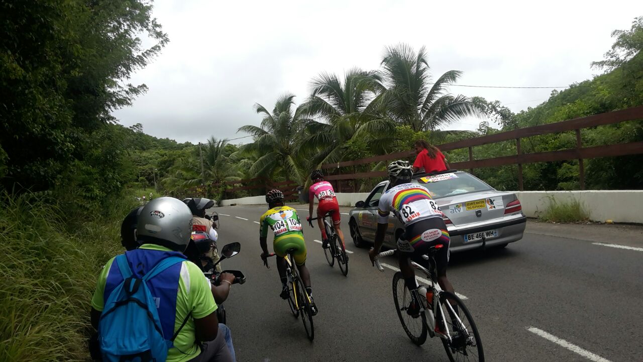Simon Carr (Occitane Cyclisme Formation) lâché